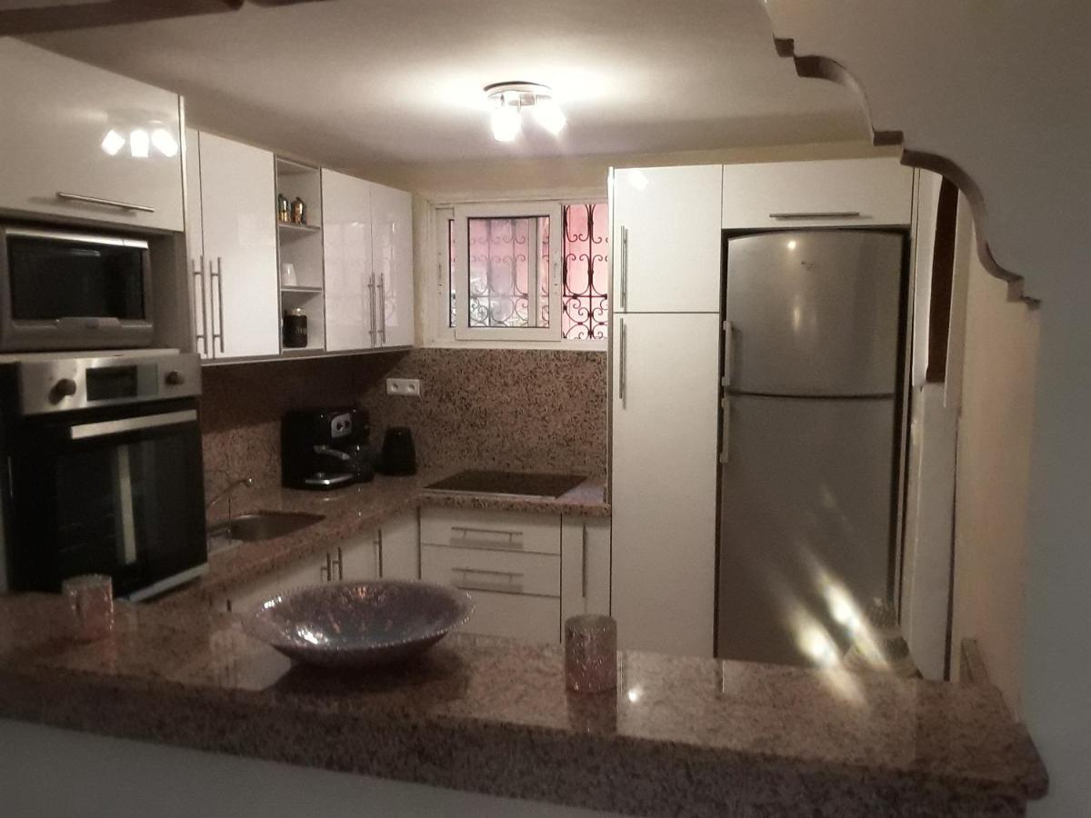 Un Riad Pour Se Divertir En Famille & Se Detendre Marrakesh Buitenkant foto